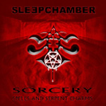 Sleepchamberin albumin "Sorcery, Spells and Serpentine Charms" etukansi verenpunainen ja sen yläosassa yhtyeen nimi, alaosassa taas albumin nimi. Kuvan keskellä mustavalkoinen symboli, jossa seassa ylösalaisin käännetty pentagrammi.