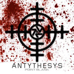 Antythesys-yhtyeen albumin "Point Blank" etukannessa valkoinen pohjaväri ja sen keskellä runsaasti verenpunaisia tahroja ja roiskeita. Roiskeiden päällimmäisenä on musta etäisesti aseen kiikaritähtäimen ristikkoa muistuttava risukko. Jyvän alapu