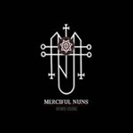 "Infinite Visions" -livelevyn kannessa valkoisella värillä Merciful Nunsin logo ja nimi. Tausta on pikimusta.