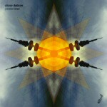 "Parallel Lines" -albumin kannessa abstrakteja muotoja, piikkejä ja viivoja harmaansinistä taustaa vasten.