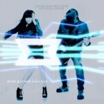 Harmaata taustaa vasten kahden tanssivan ihmishahmon siluetit, joiden päällä kylmänsinisiä juovia.