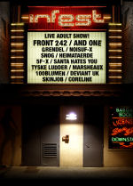 Infest-festivaalin juliste. Kuvassa piirretty potretti hämärästä yökerhon etuprofiilista, jossa näkyy katulamppu valaisemassa katua ja oven yläpuolella suuri neonvärinen valaistu taulu, johon listattu bändien nimiä mustalla värillä.